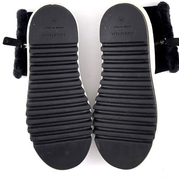 NWOB Aquatalia Alison Black Suede Zipper Bootie Boot Size 9.5M - Picture 7 of 7